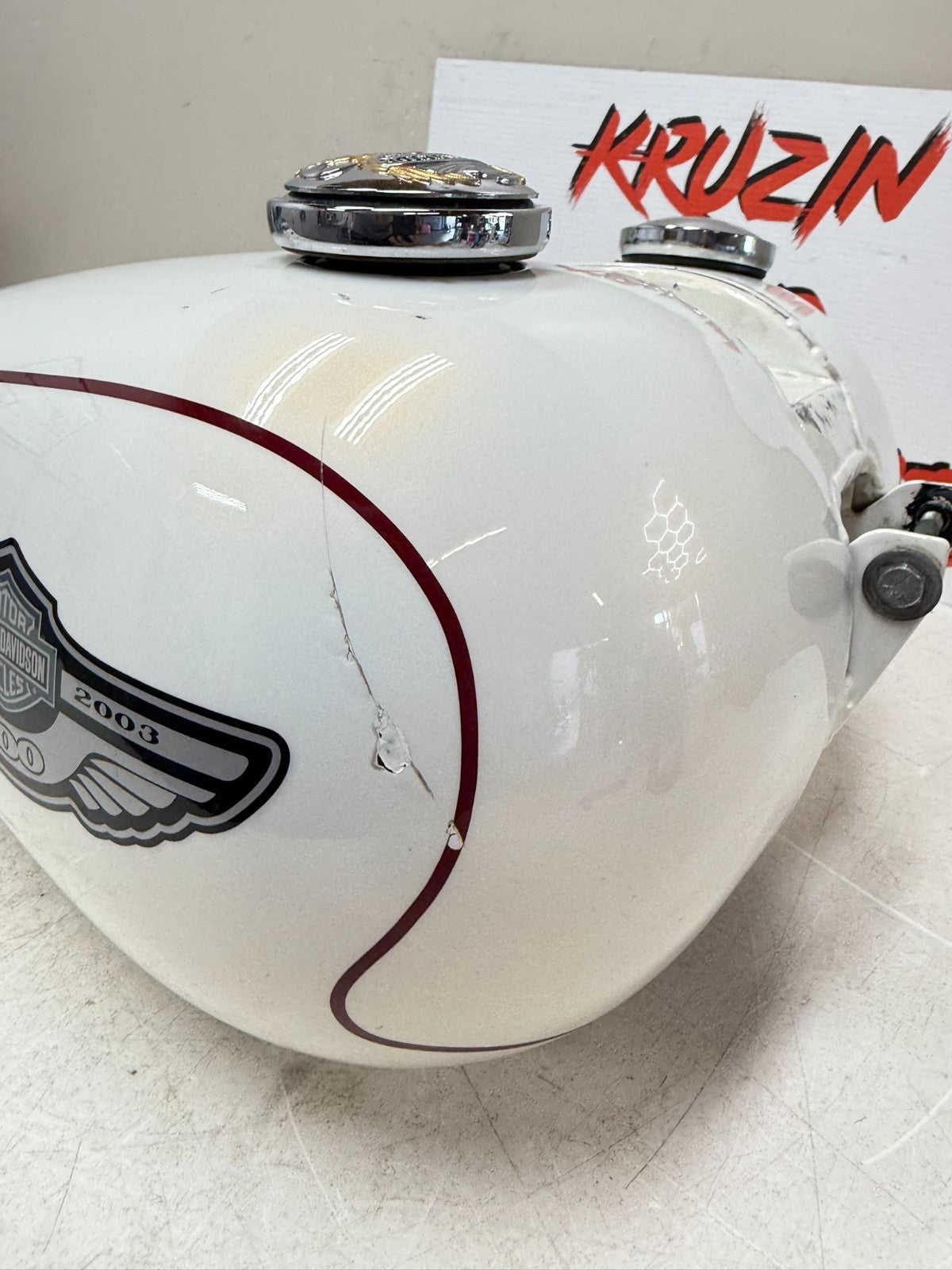 2003 HARLEY DYNA WIDE GLIDE OEM HD Gas Fuel Tank Pearl White 100th Anniversary