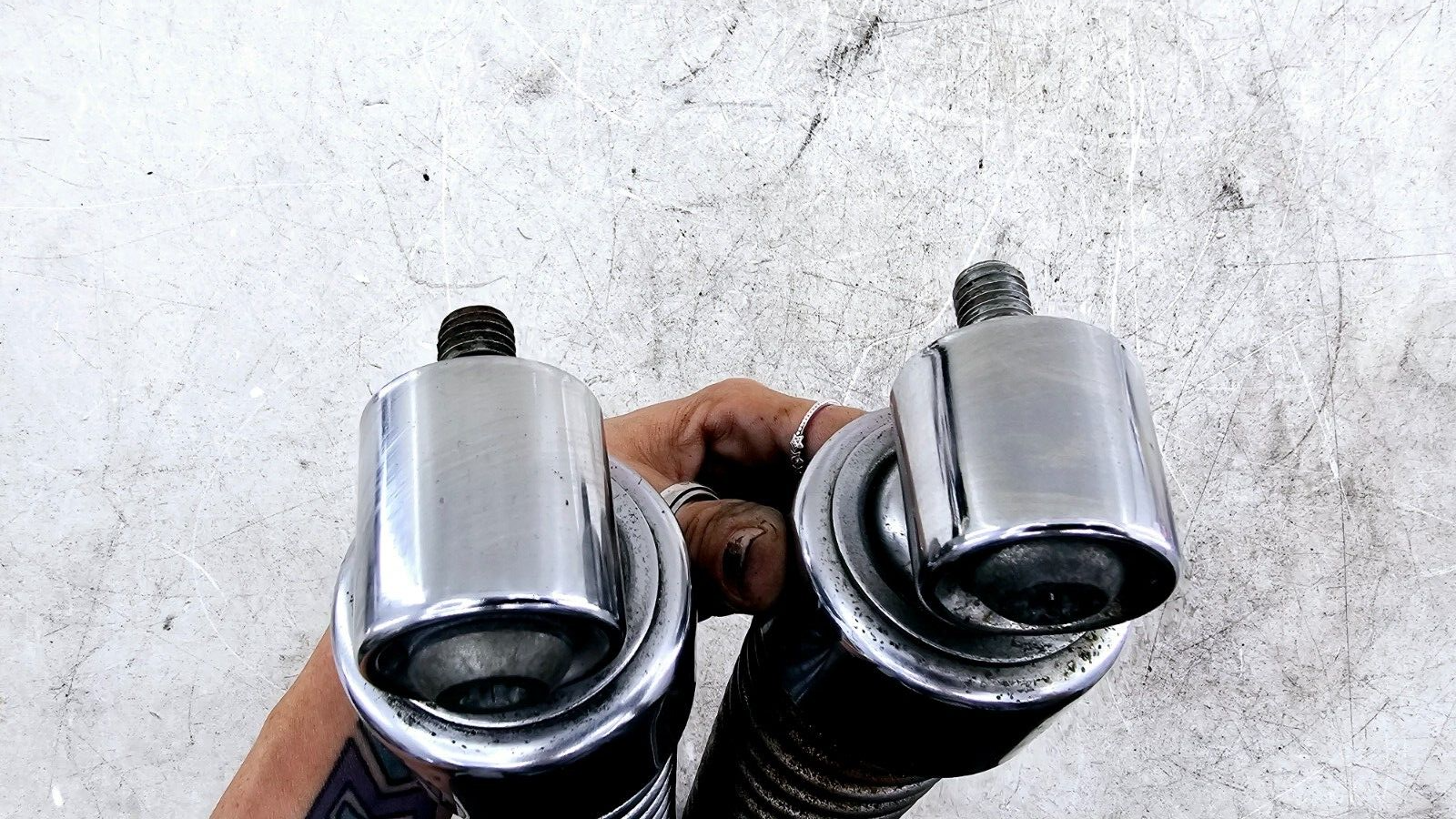 2000 Harley Davidson Sportster Left Right Rear Shock Suspension 54566-97