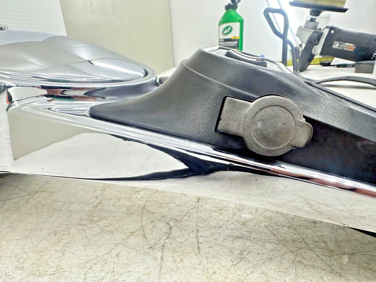 1999 HARLEY FLH ELECTRA GLIDE Gas Tank Dashboard Console W/ CB Controls 61270-98