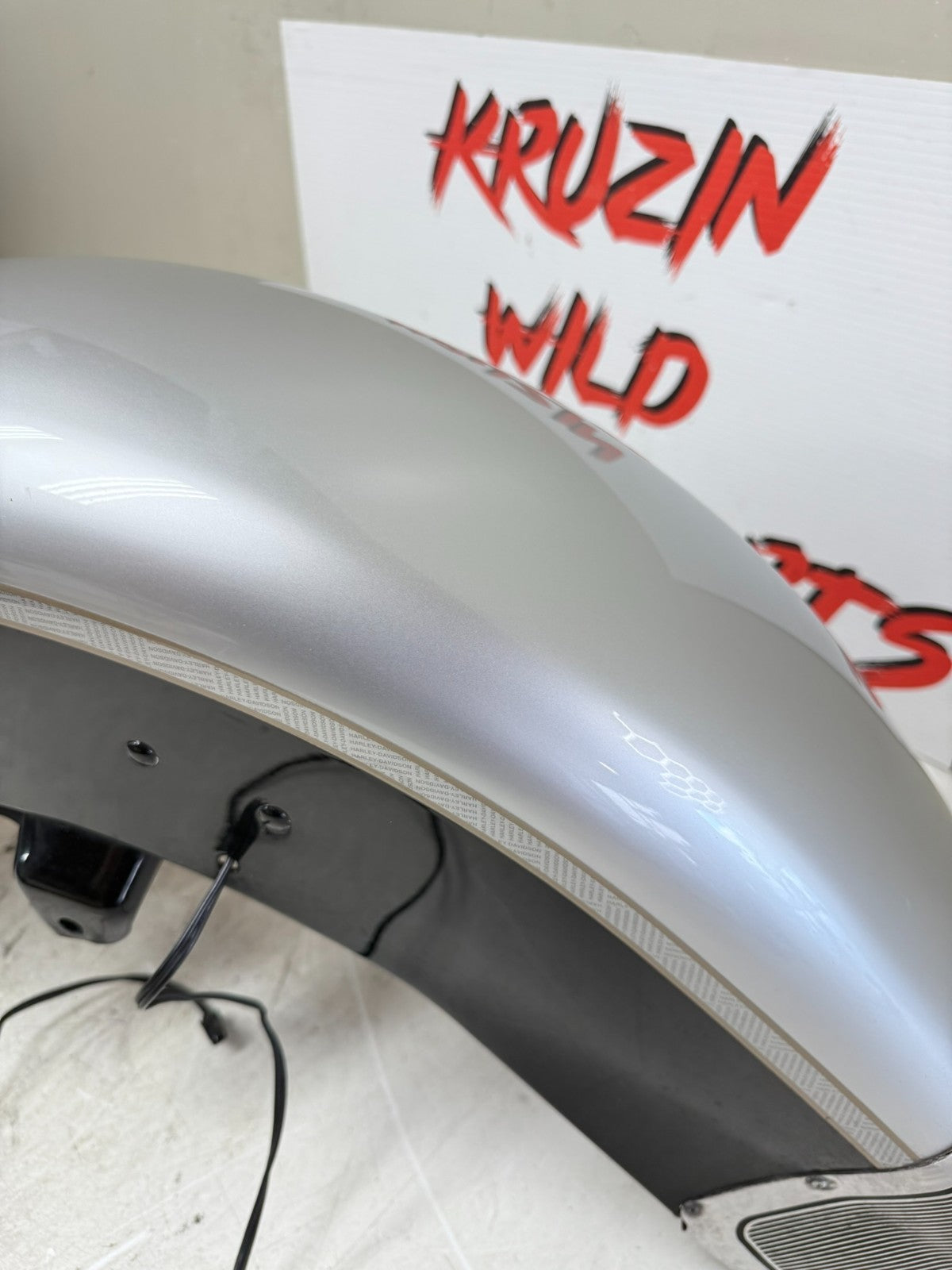 2003 HARLEY ELECTRA GLIDE Front Fender + Emblem 100th Anniversary 