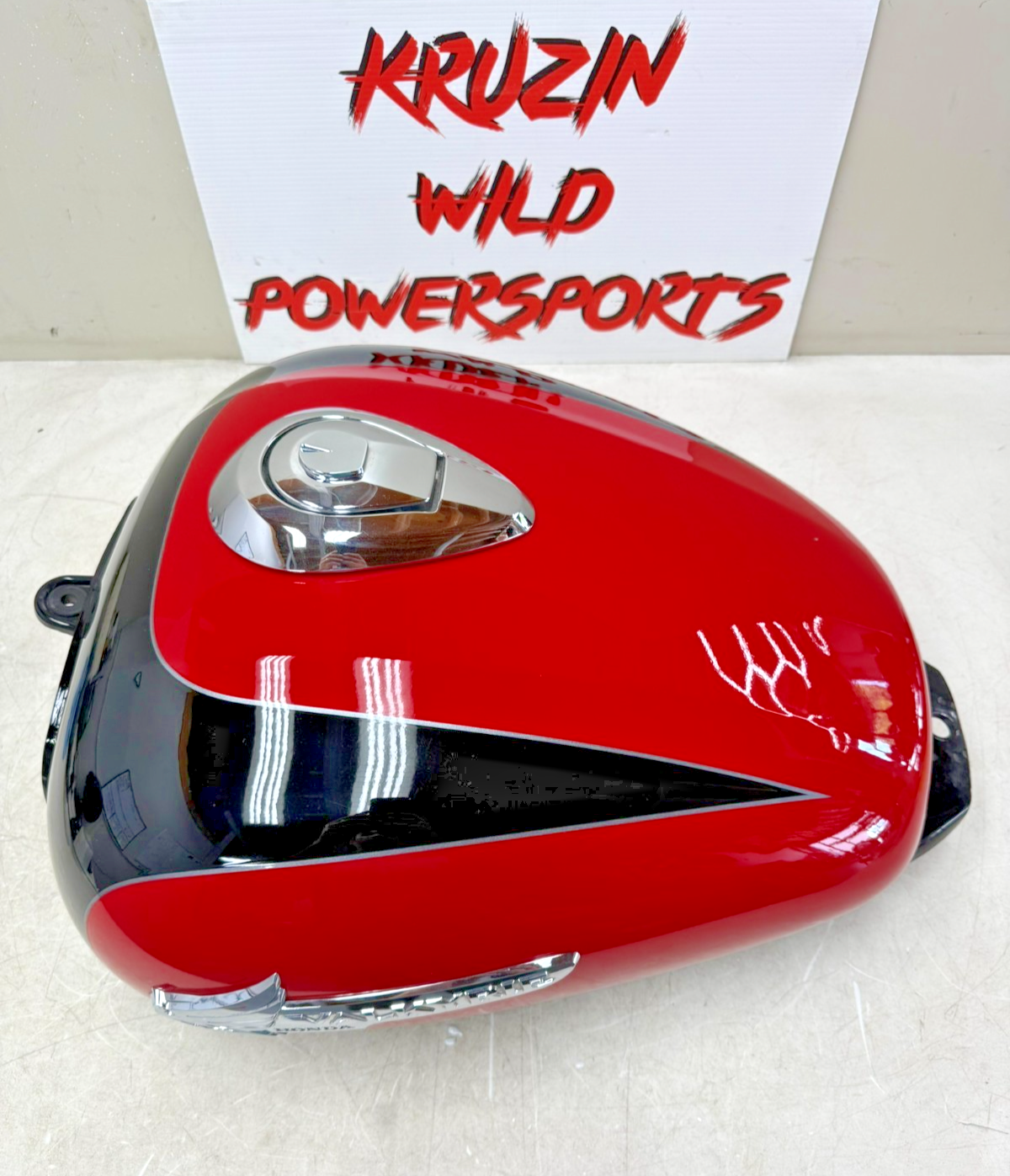 2001 HONDA VALKYRIE INTERSTATE Gas Fuel Tank  W/ key Petcock Level Sensor