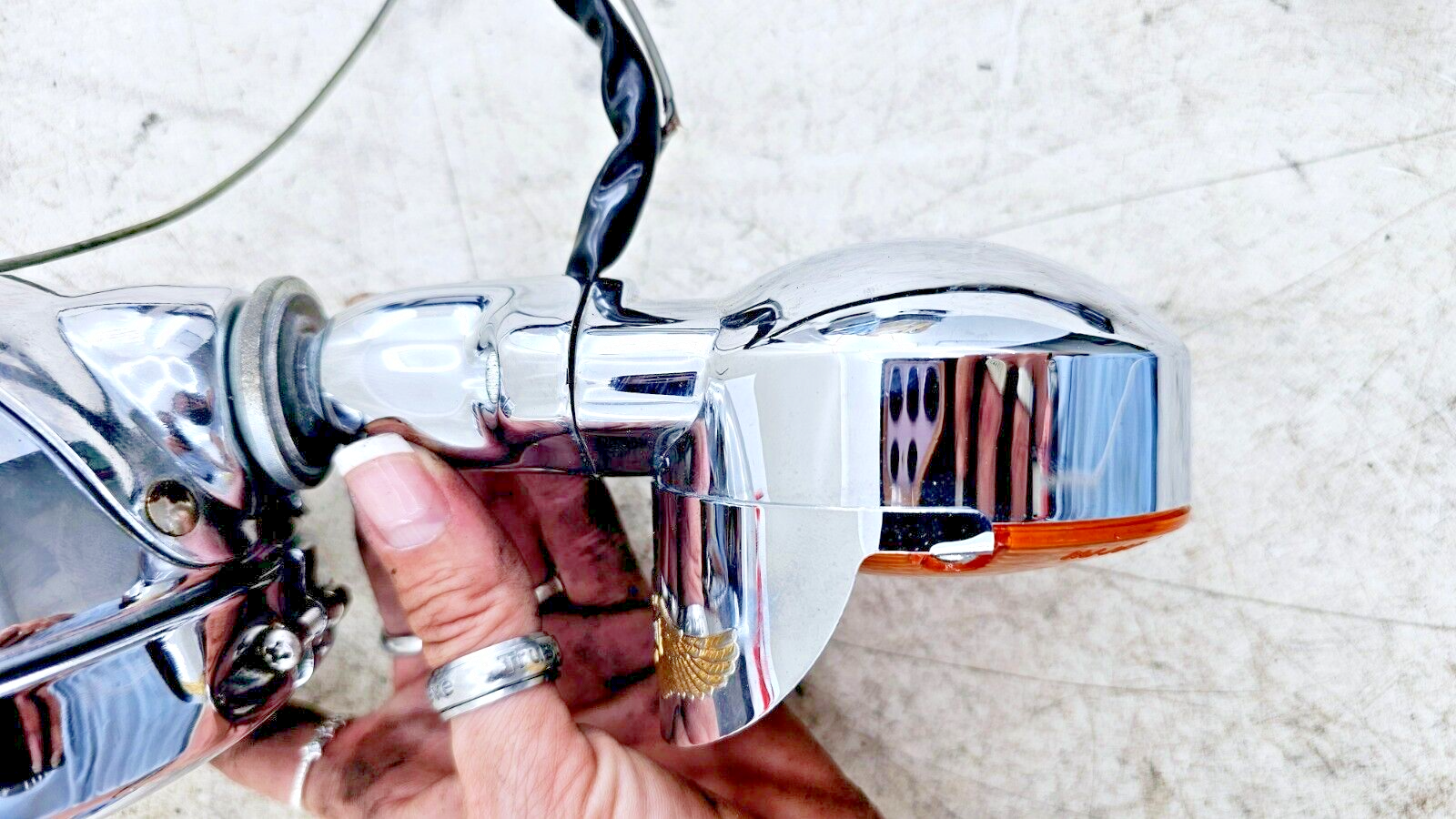 1998 HARLEY FLH ELECTRA GLIDE Fog Highway Turn Signal Light Chrome Housing Eagle