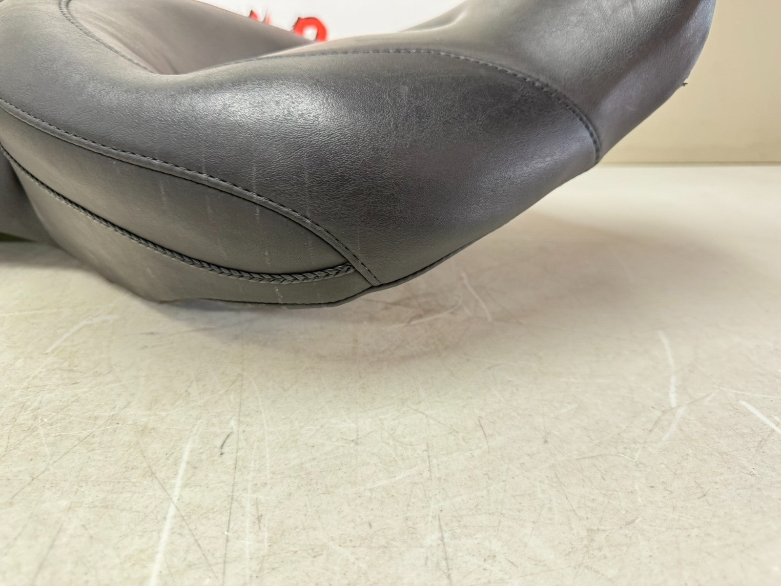 2003 HARLEY ELECTRA GLIDE Mustang Seat Saddle Passenger Driver