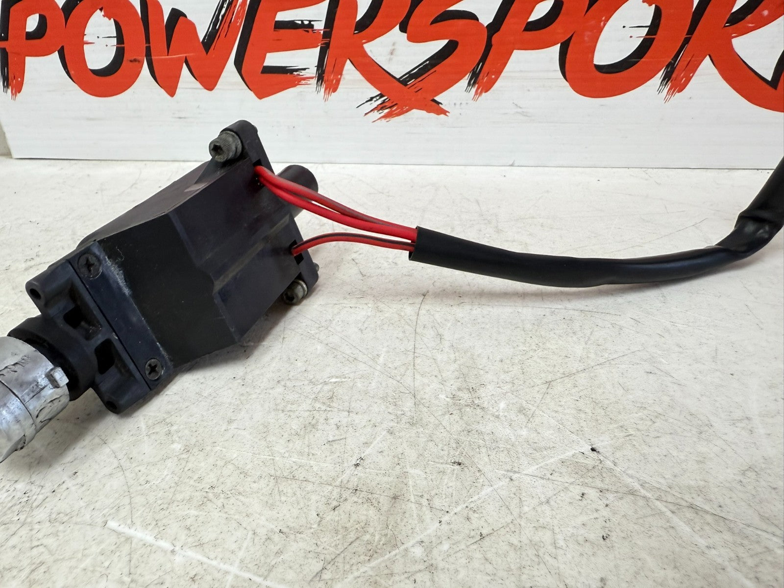 2003 HARLEY ELECTRA GLIDE OEM Ignition Switch Fork Lock 