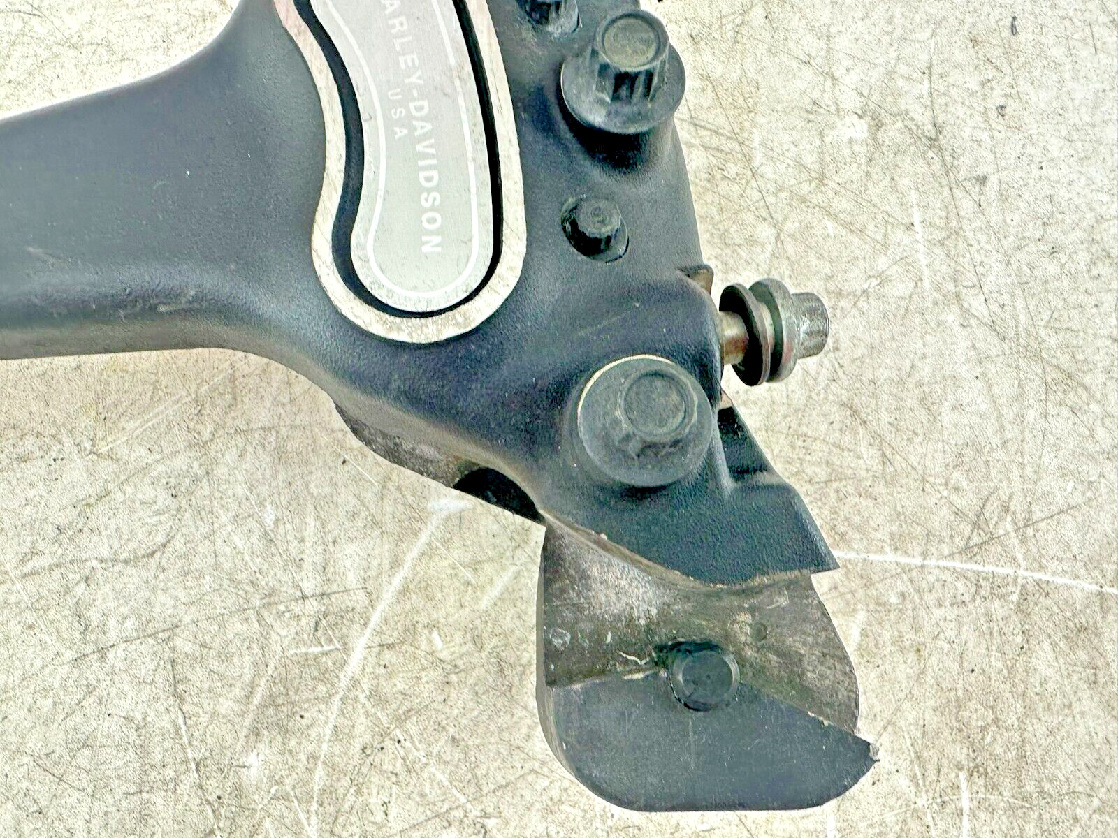 2006 HARLEY SOFTAIL DELUXE OEM HD Rear Brake Caliper Works Great