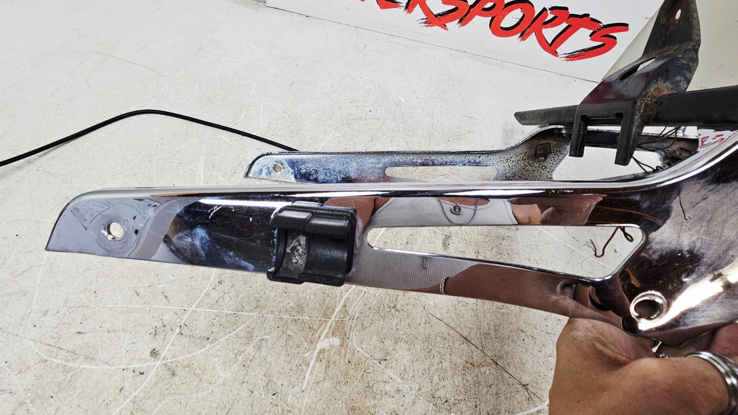 2000 HONDA VALKYRIE INTERSTATE Chrome Saddlebag Guard Luggage Rack Mount