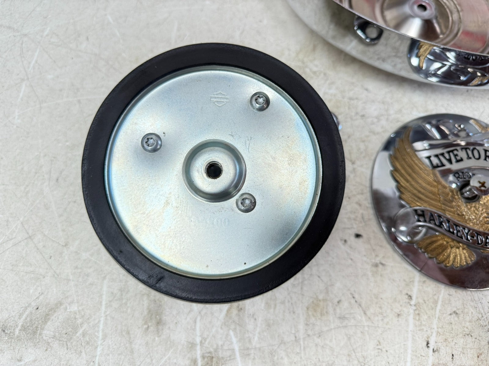 2003 HARLEY DYNA WIDE GLIDE Air Filter Cover Housing Backing Plate LIVE TO RIDE