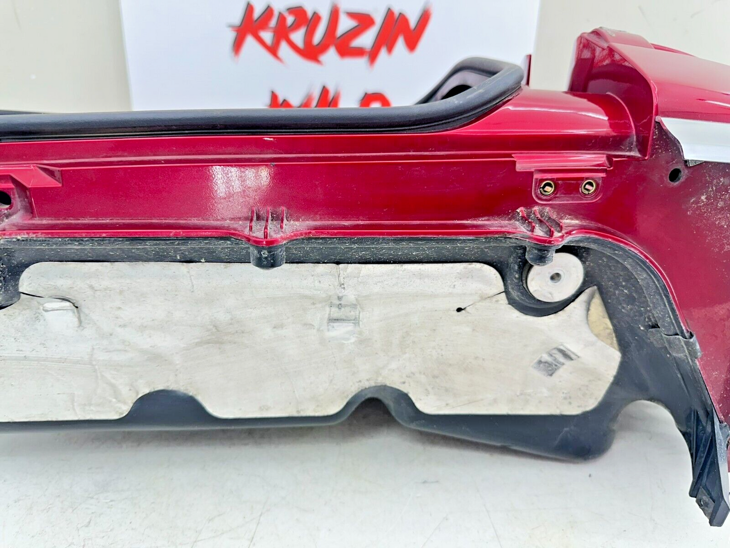 2004 Honda Goldwing GL1800 Left Inner Saddlebag Housing Case Panel