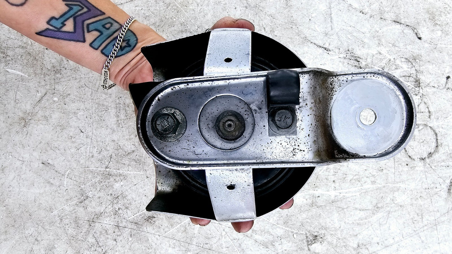 2000 Harley Davidson Sportster Horn + Chrome Cover