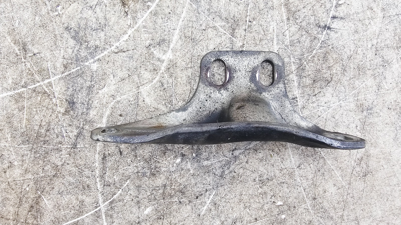 2000 Harley Davidson Sportster Upper Front Motor Mount Bracket + Bolts