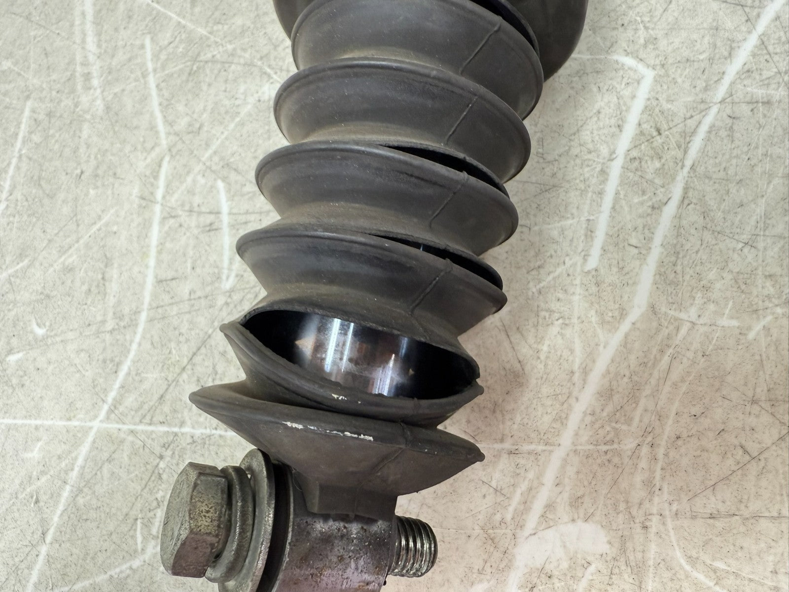 2003 HARLEY ELECTRA GLIDE Showa Rear Air Shock Absorber Left & Right