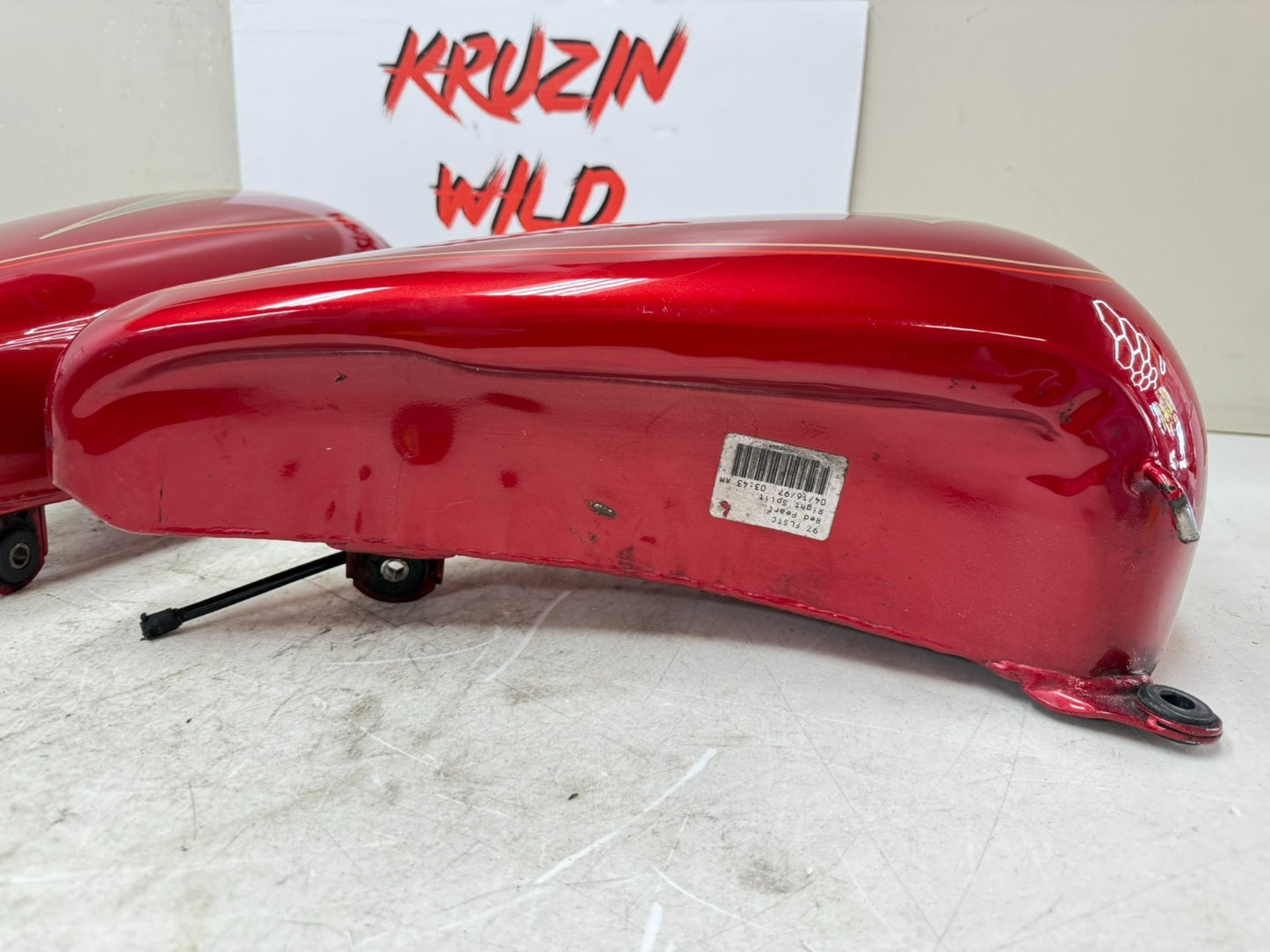 1997 HARLEY DAVIDSON SOFTAIL OEM Left Right Split Gas Fuel Tank