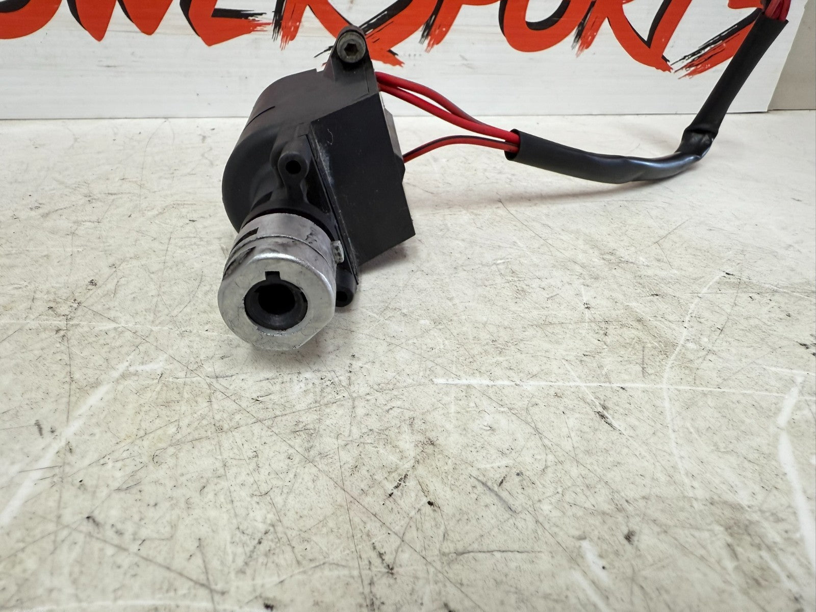 2003 HARLEY ELECTRA GLIDE OEM Ignition Switch Fork Lock 