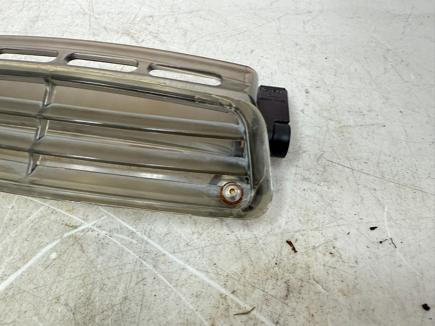 2002 Honda Goldwing GL1800 Windshield Windscreen Air Vent