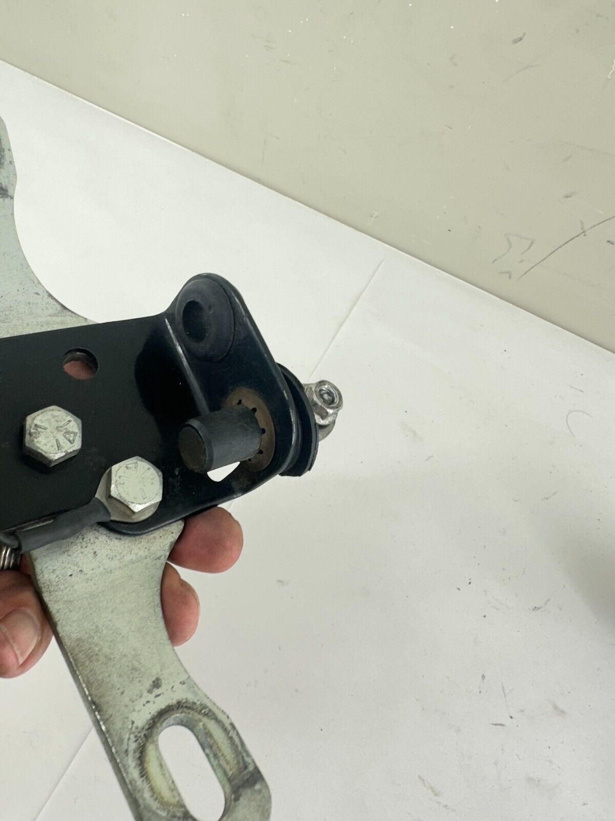 1996 HARLEY DAVIDSON DYNA UPPER MOTOR MOUNT