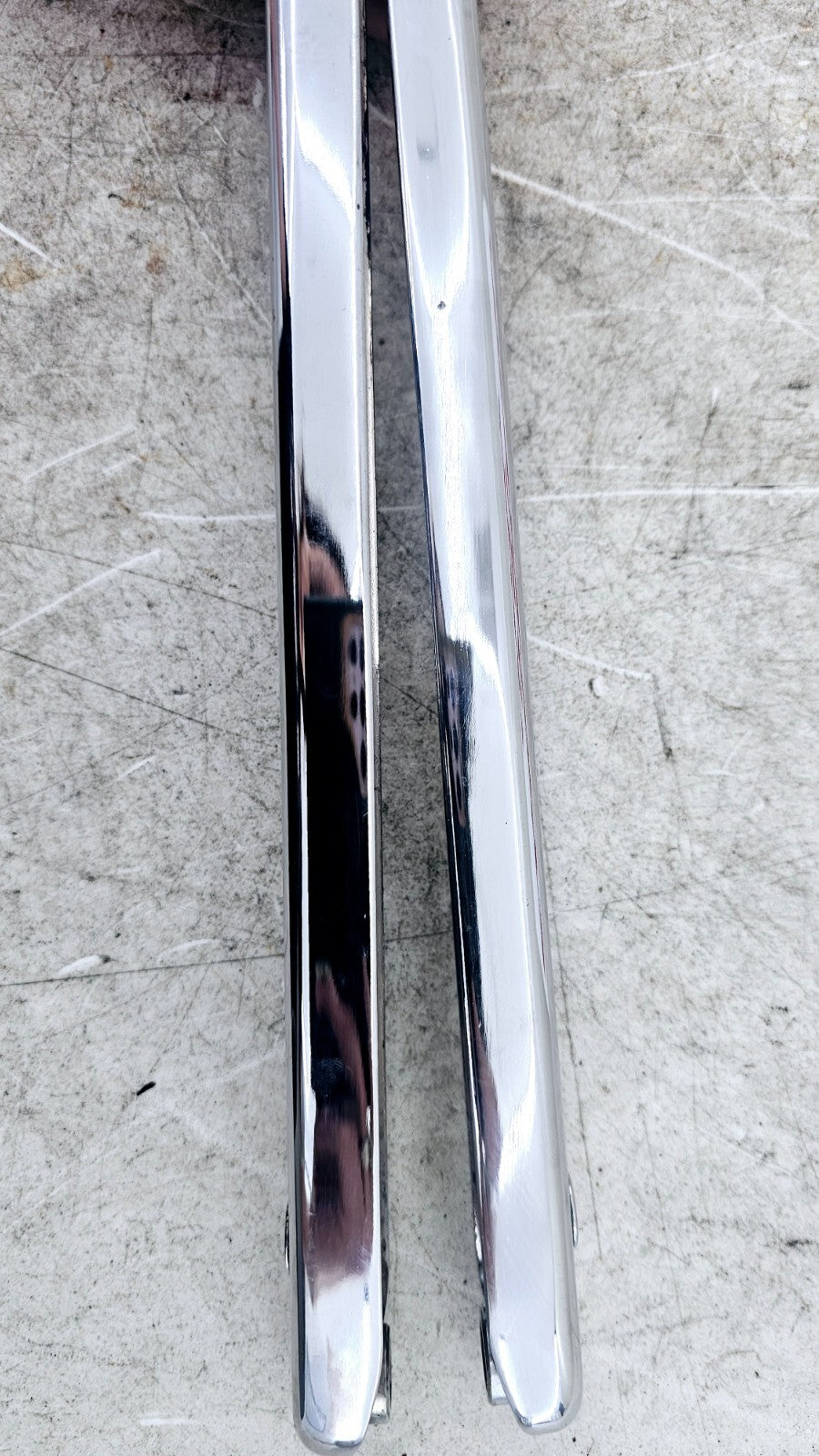 1995 HARLEY DYNA CONVERTIBLE Chrome Rear Fender Frame Strut Arm Bars
