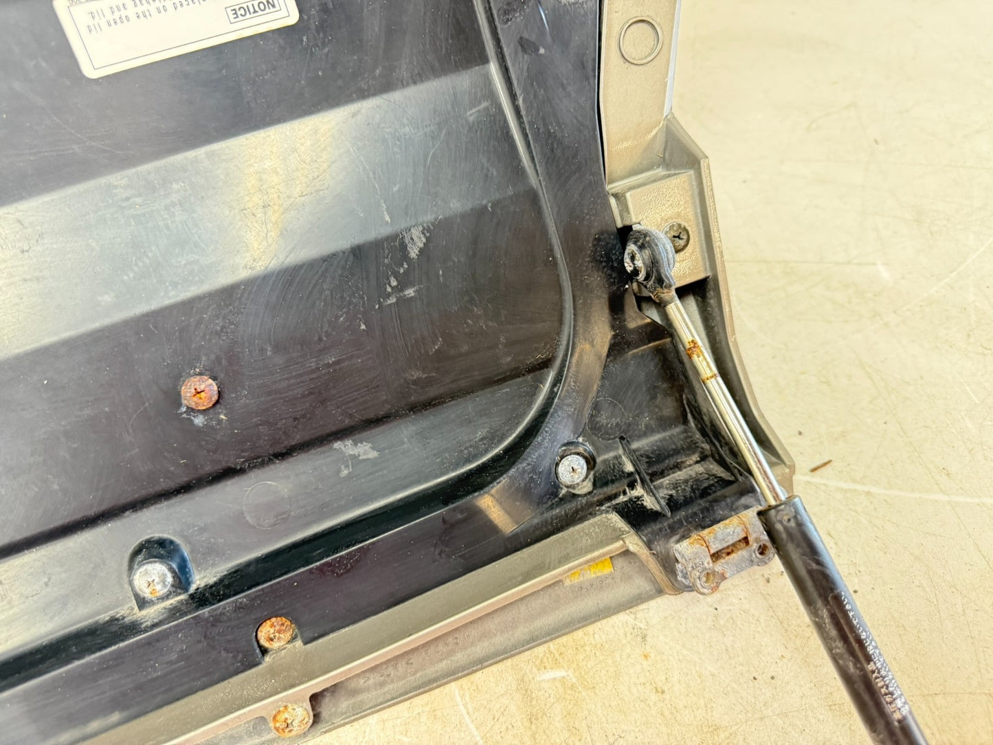 2002 Honda Goldwing GL1800 OEM Right Side Saddlebag Lid Door