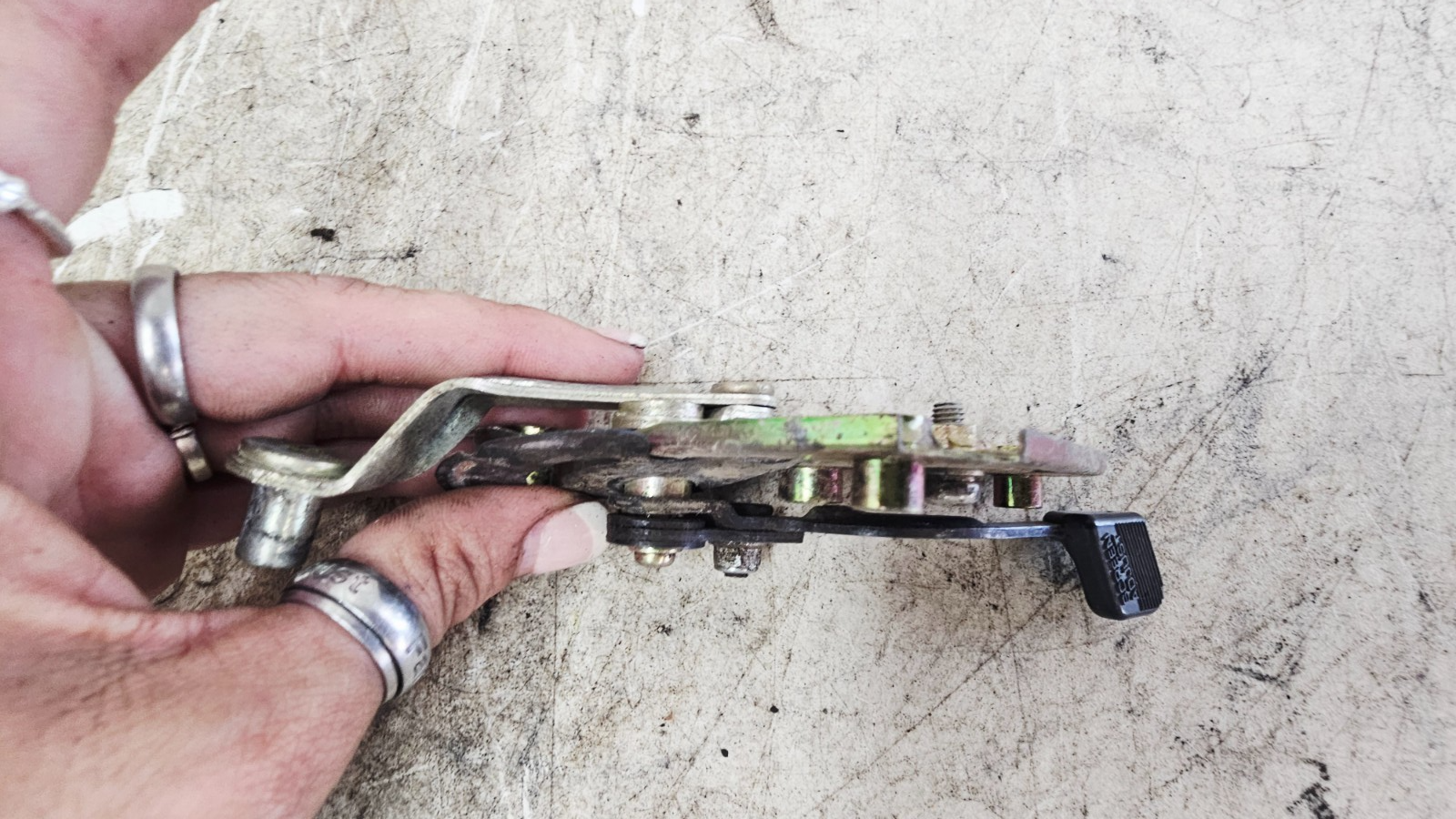 1995 HONDA GOLDWING GL1500 Windshield Height Adjustment Hardware