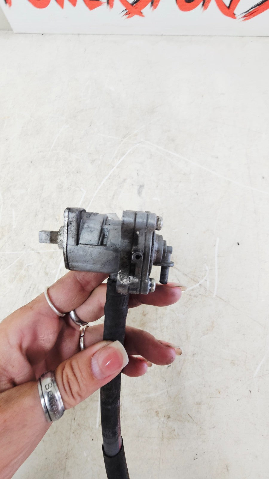 2000 HONDA VALKYRIE INTERSTATE OEM Petcock Gas Tank Fuel Valve