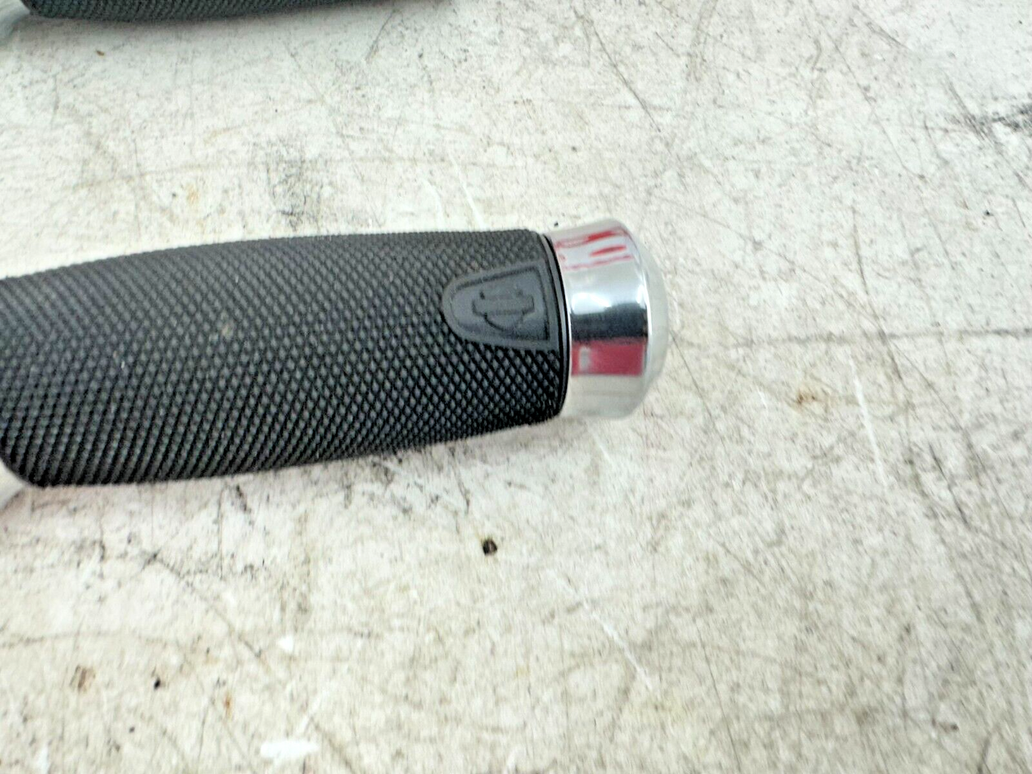 2001 HARLEY SOFTAIL Chrome Rubber ISO HD Grips