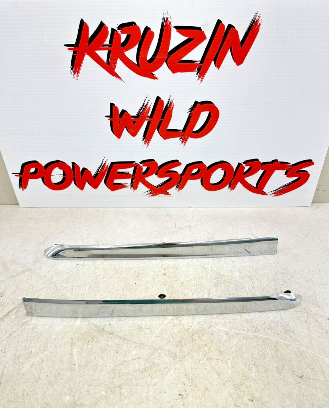 04 Honda Goldwing GL1800 Right & Left Saddlebag Door Trim Chrome Set OEM Genuine