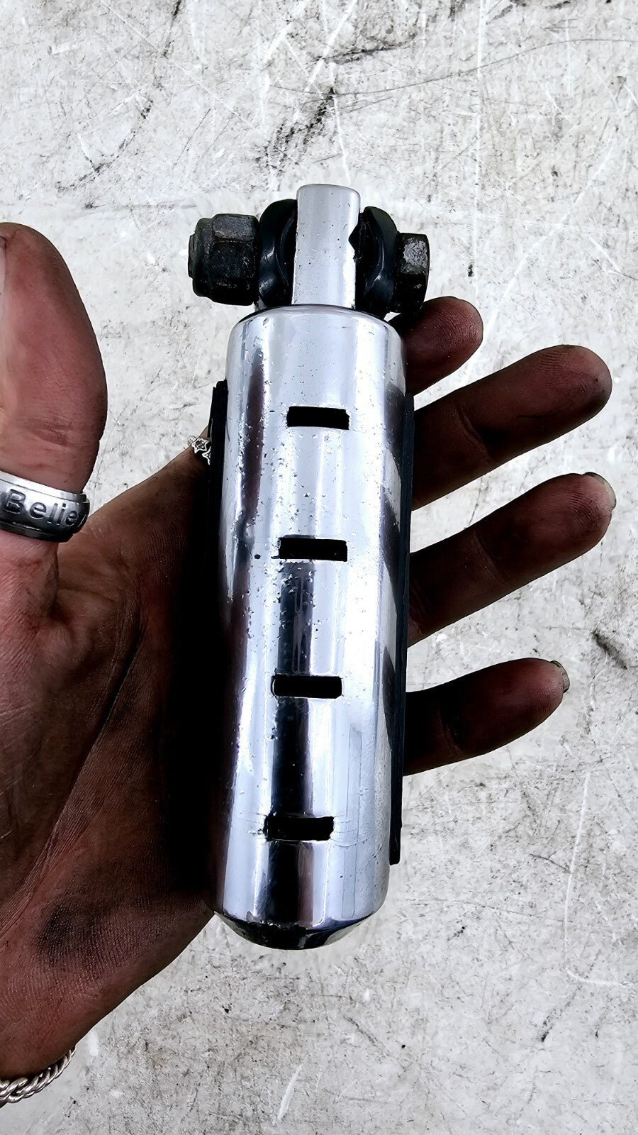 2000 Harley Davidson Sportster Rear Passenger Chrome Footpeg Foot Peg Footrest