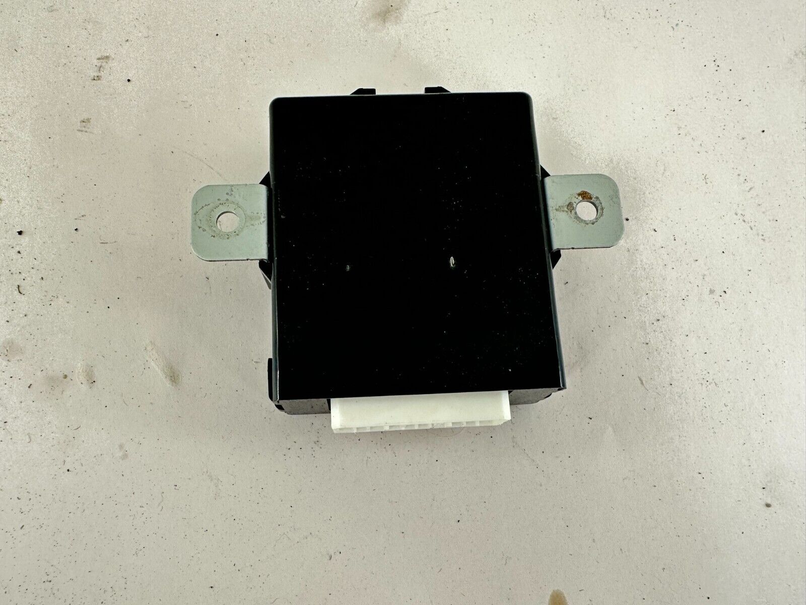 Honda Goldwing GL1800 Omron Trunk Open Lock BOX RELAY MODULE 38380-MCA-671-M1