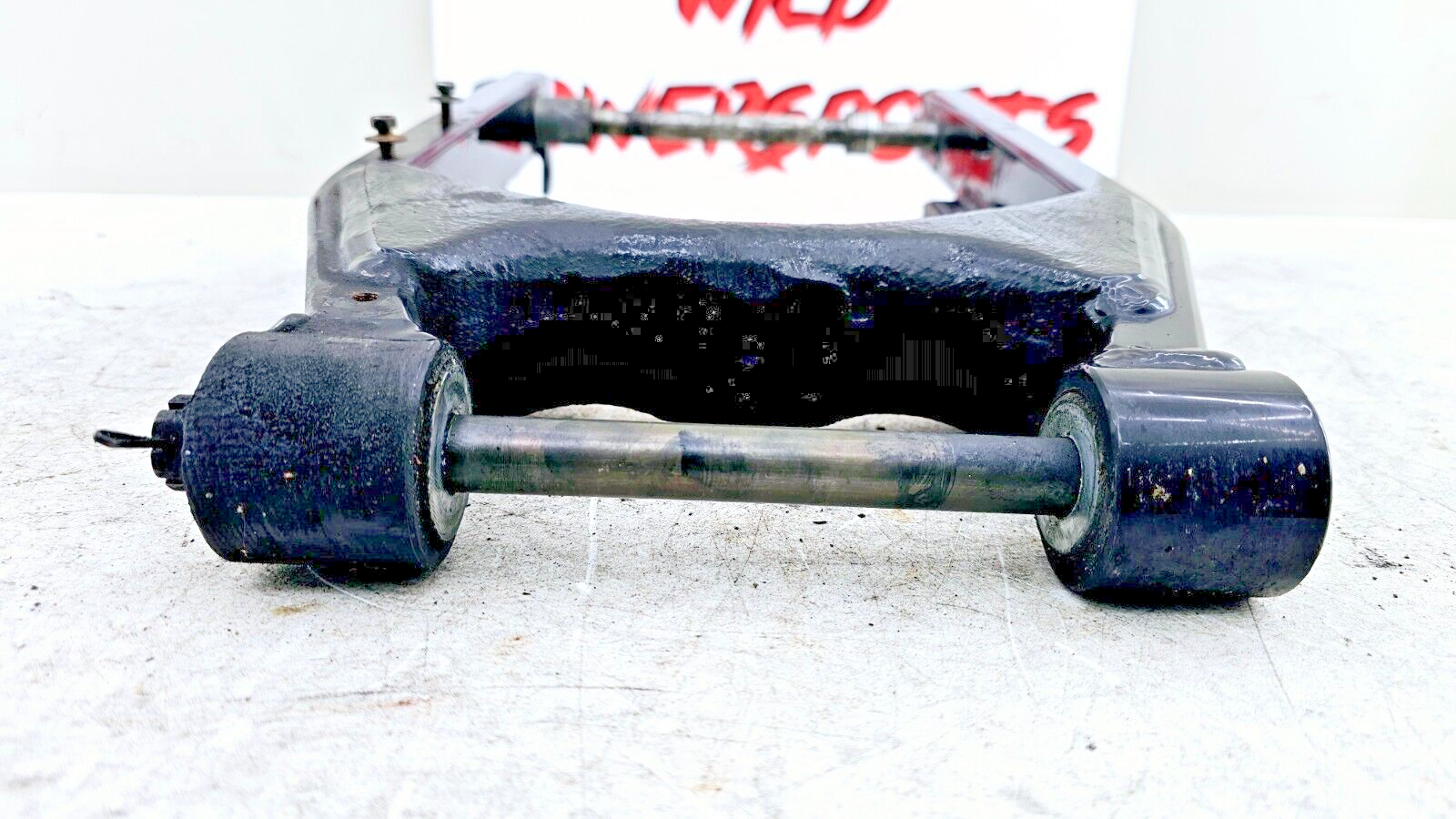 1995 HARLEY DYNA CONVERTIBLE Swingarm Rear Fork W/ Axle