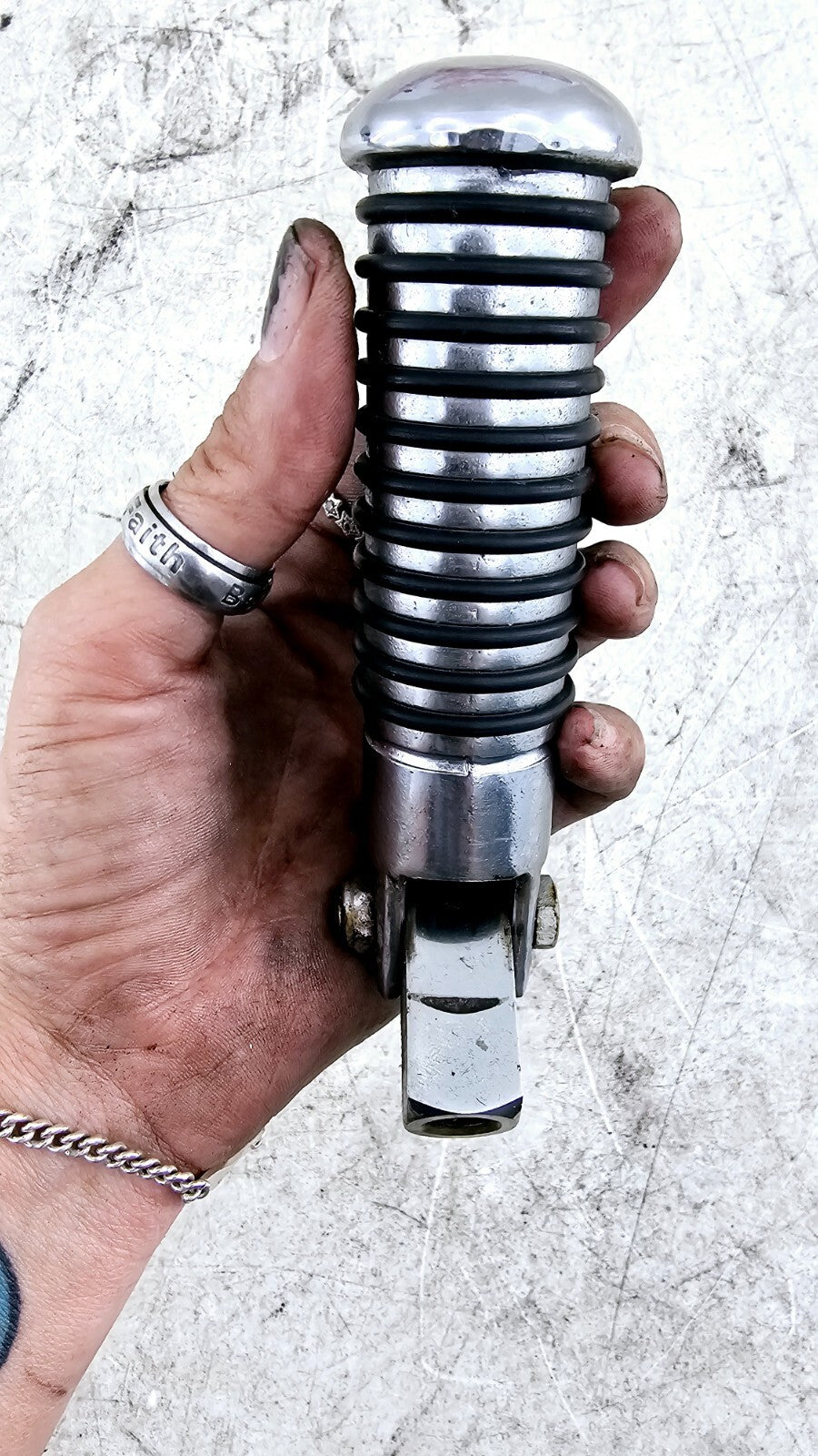 2000 Harley Davidson Sportster Highway Crash Bar Ribbed Footrest Bracket Chrome