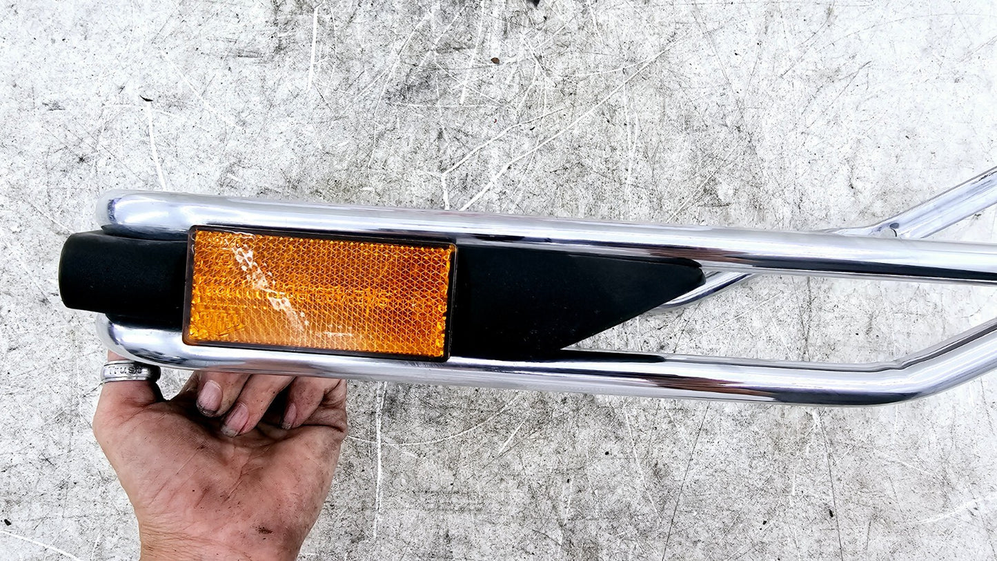 1994 HARLEY FLH ELECTRA GLIDE Front Fender Bumper Trim Bar w/ Reflector