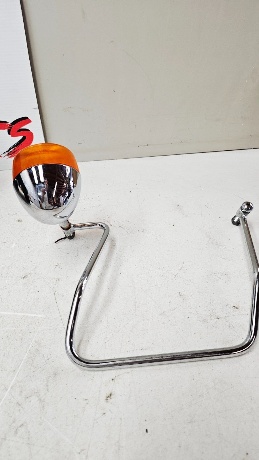 1997 HARLEY DYNA OEM HD Leather Saddlebag & Support Arm Bars Turn Signal Light