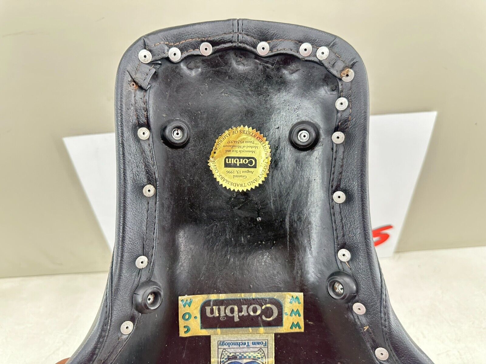 1999 HARLEY SOFTAIL Corbin Solo Seat Saddle