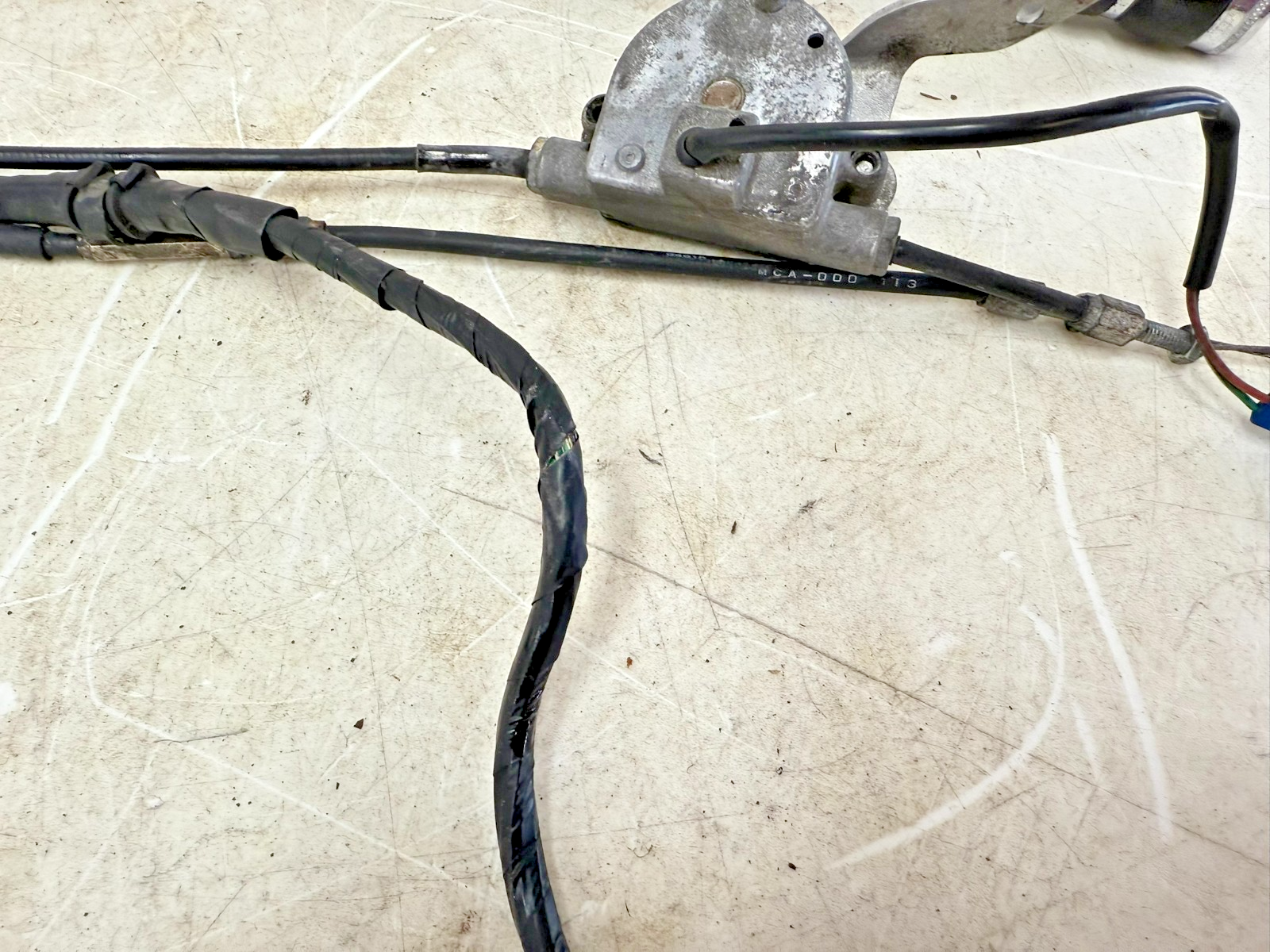 2002 Honda Goldwing GL1800 Right Throttle Handlebar Cruise Reverse Start Switch