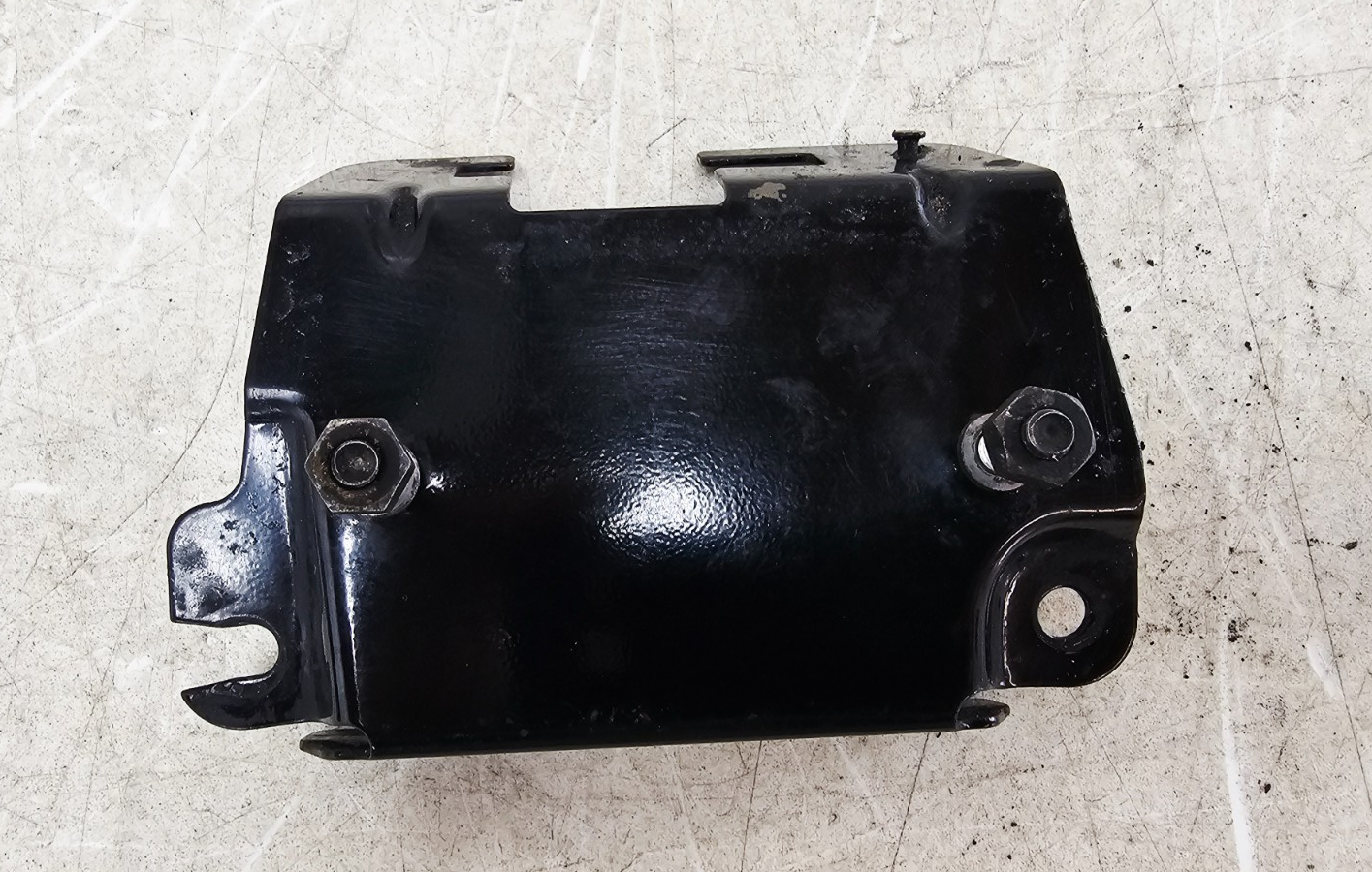 2000 HARLEY SOFTAIL DEUCE Voltage Regulator Support Mount Bracket