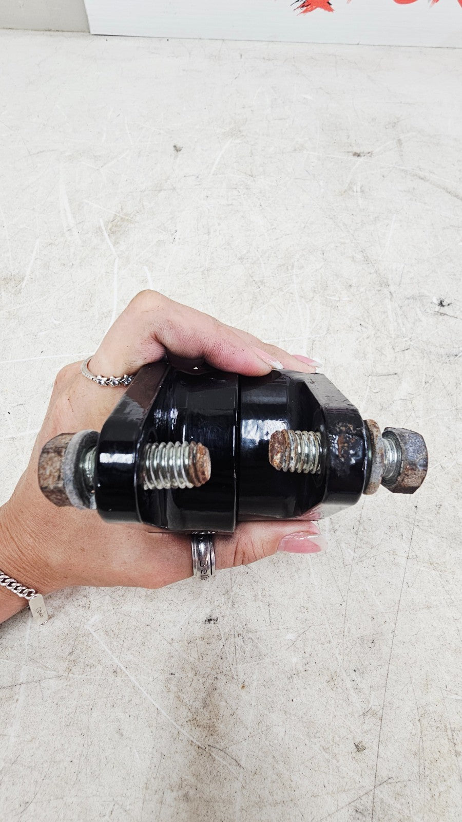 1996 HARLEY FLH ELECTRA GLIDE Rear Swingarm Arm Passenger Floorboard MTG Bracket