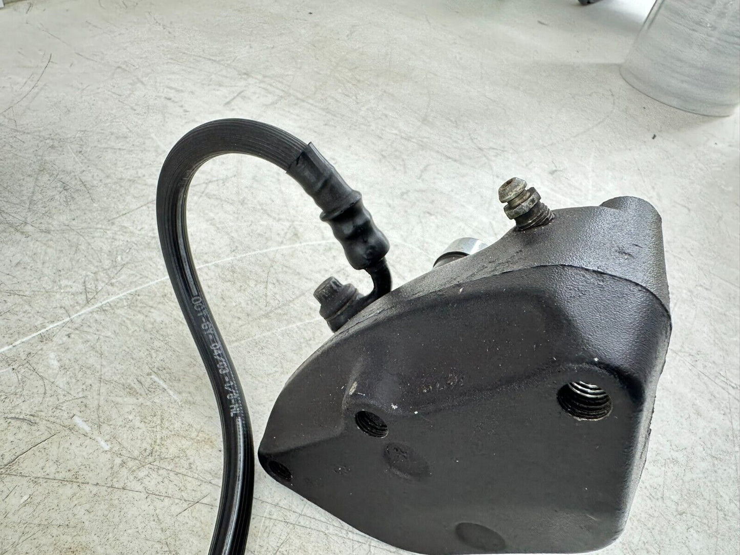 2000 up HARLEY ELECTRA GLIDE Right Left Front Brake Caliper + Hose