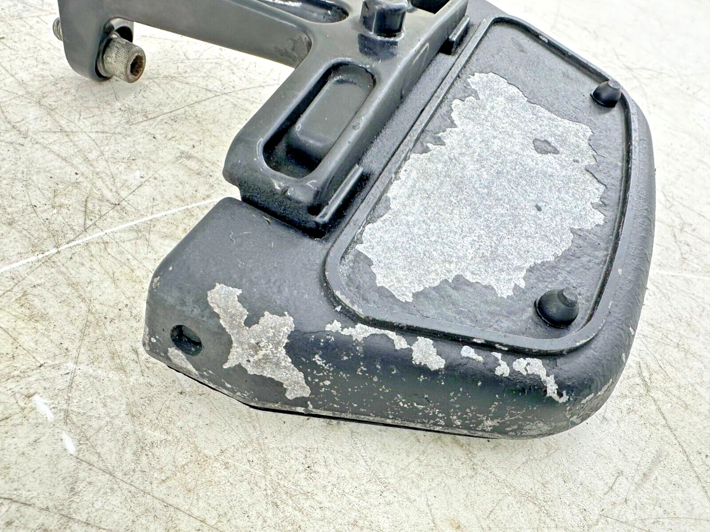 1999 HARLEY FLH ELECTRA GLIDE OEM HD Passenger Floorboard Foot Rest Pedal Pad