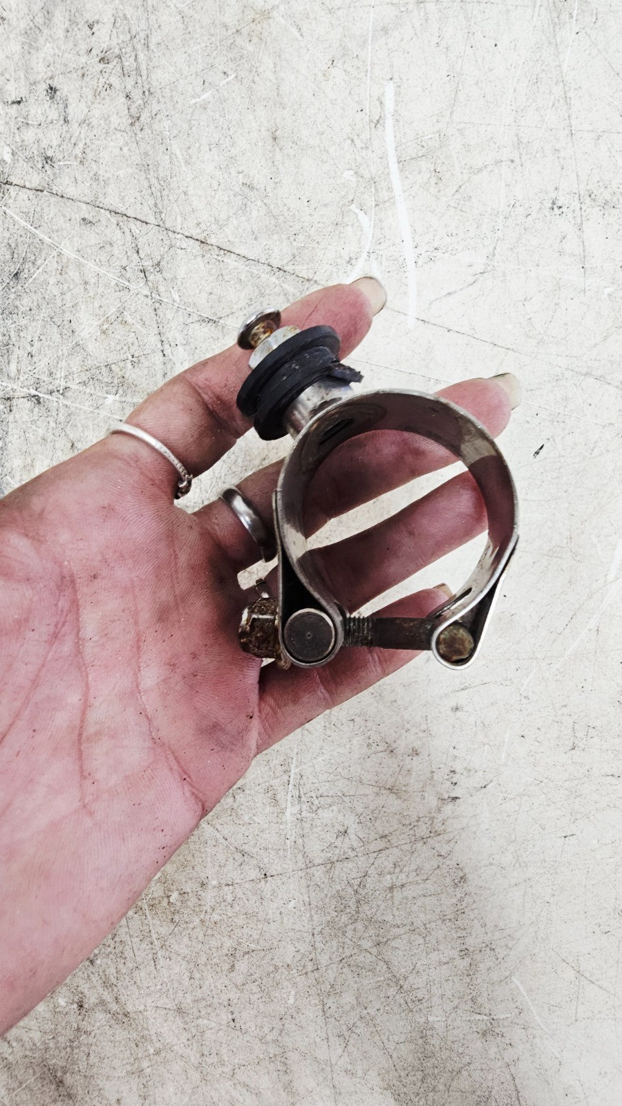 2001 Harley Davidson Sportster Windshield Quick Release Docking Hardware