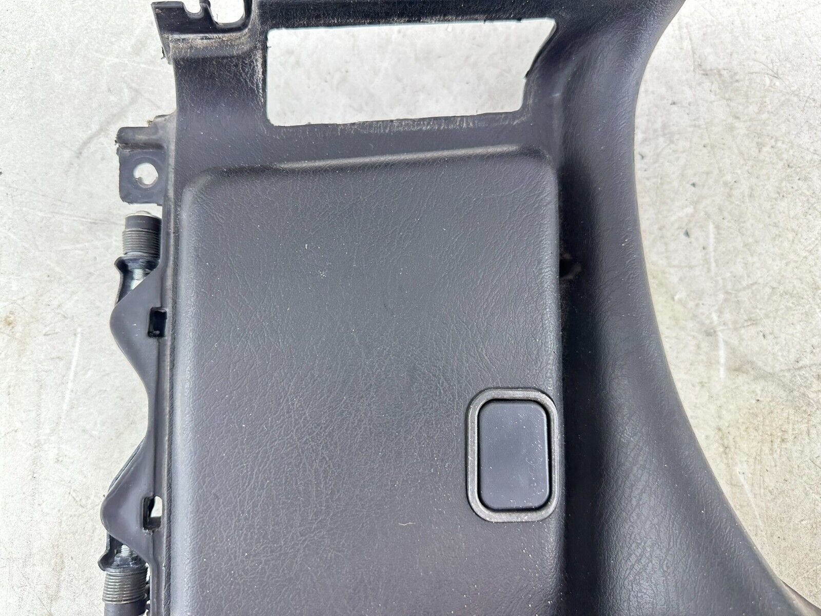 2004 Honda Goldwing GL1800 Black Upper Fairing Storage Pocket Radio Surround