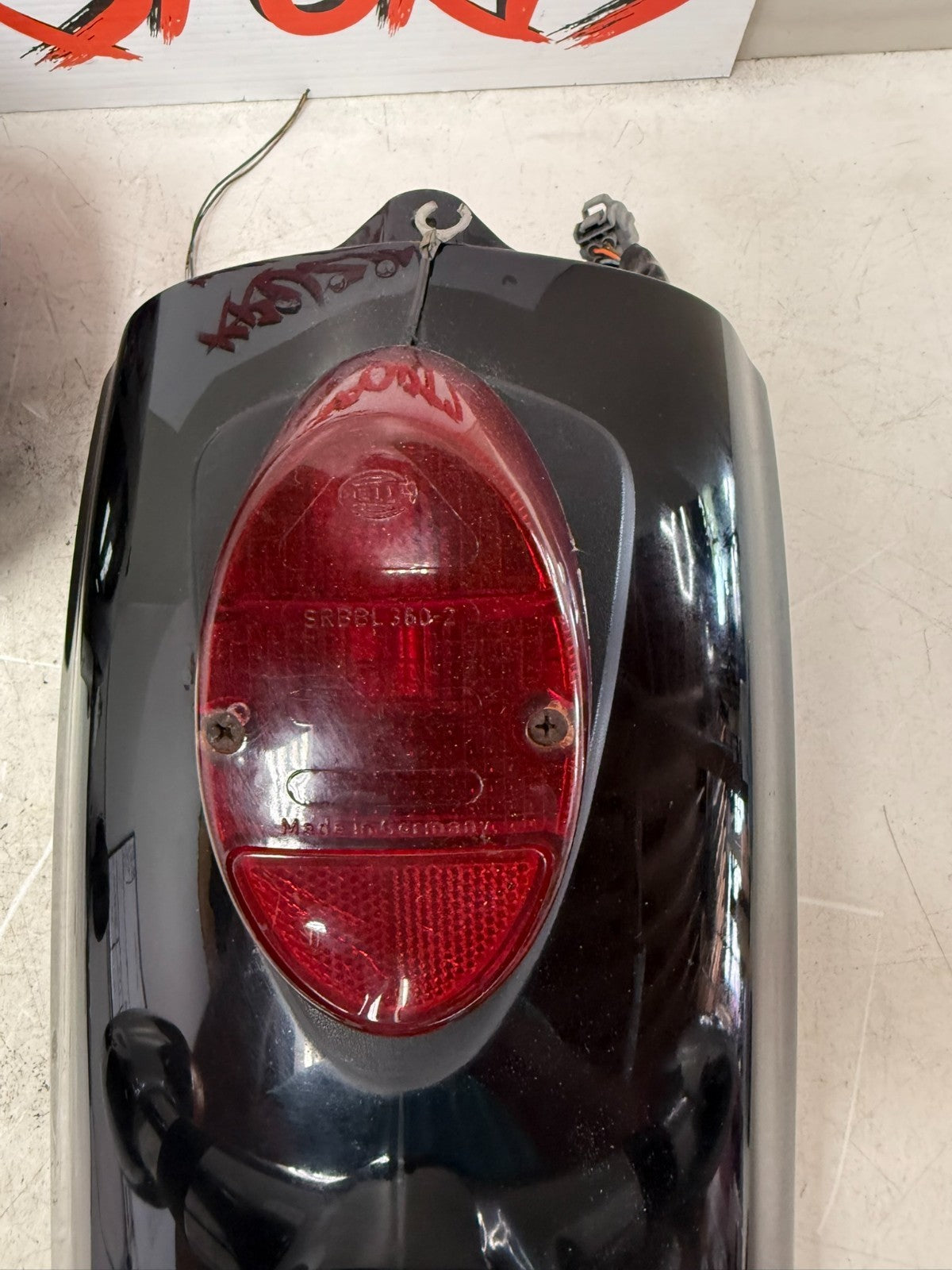 2001 HONDA VALKYRIE INTERSTATE Rear Back Fender Mudguard Turn Signal Light