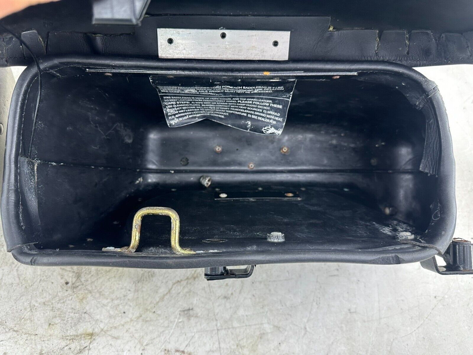 1999 HARLEY SOFTAIL OEM HD Genuine Hard Leather Saddlebags