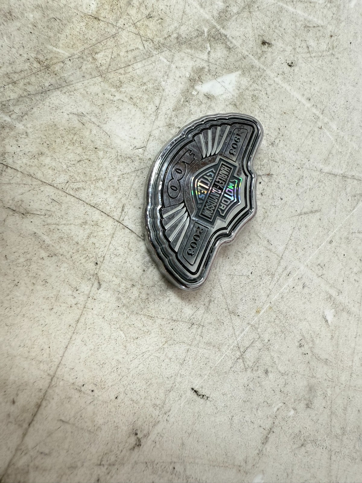 2003 HARLEY DYNA WIDE GLIDE Sportster Front Fender 100 Anniversary Emblem Badge