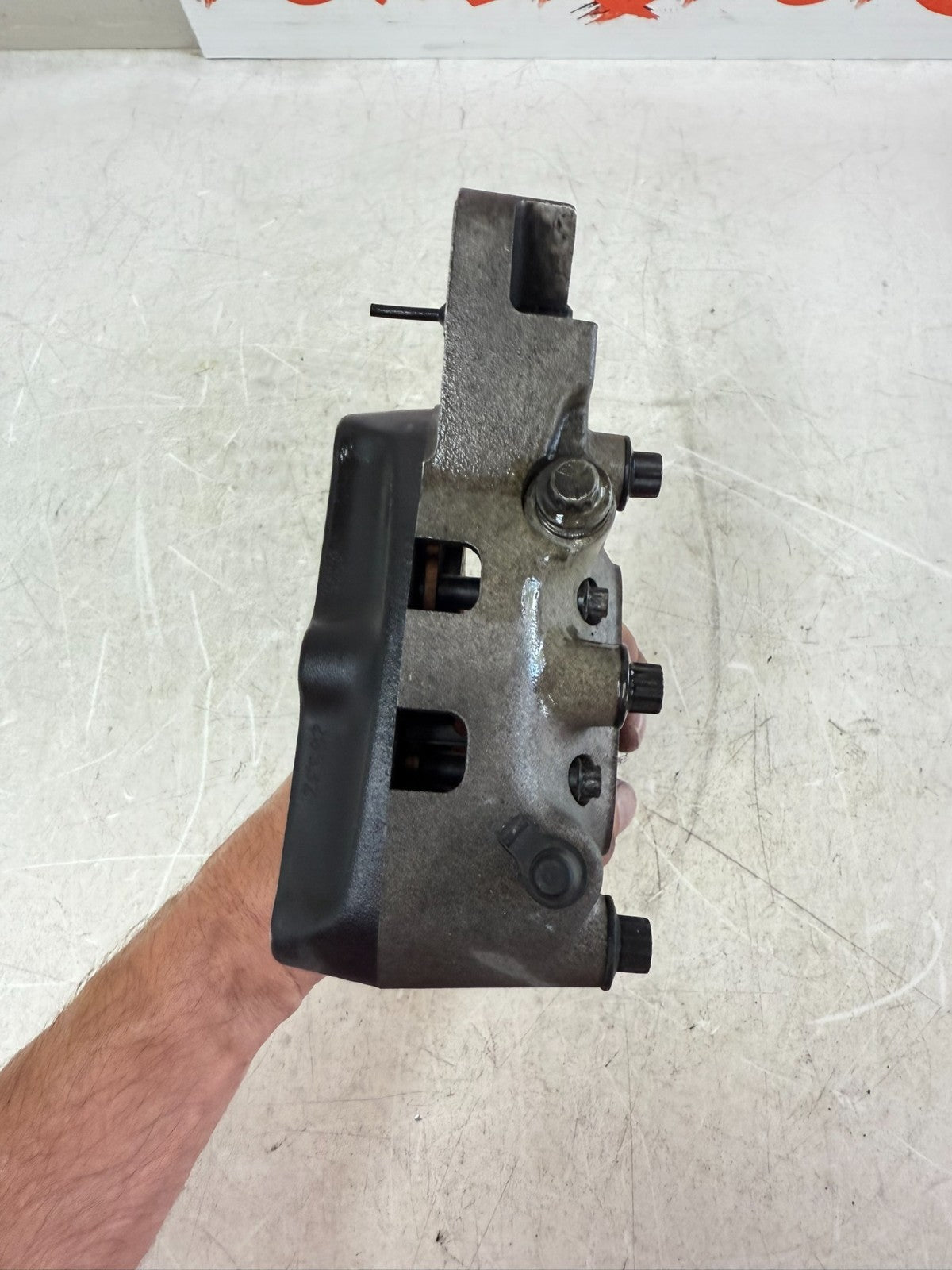 2003 HARLEY ELECTRA GLIDE Rear Brake Caliper Mount Bracket