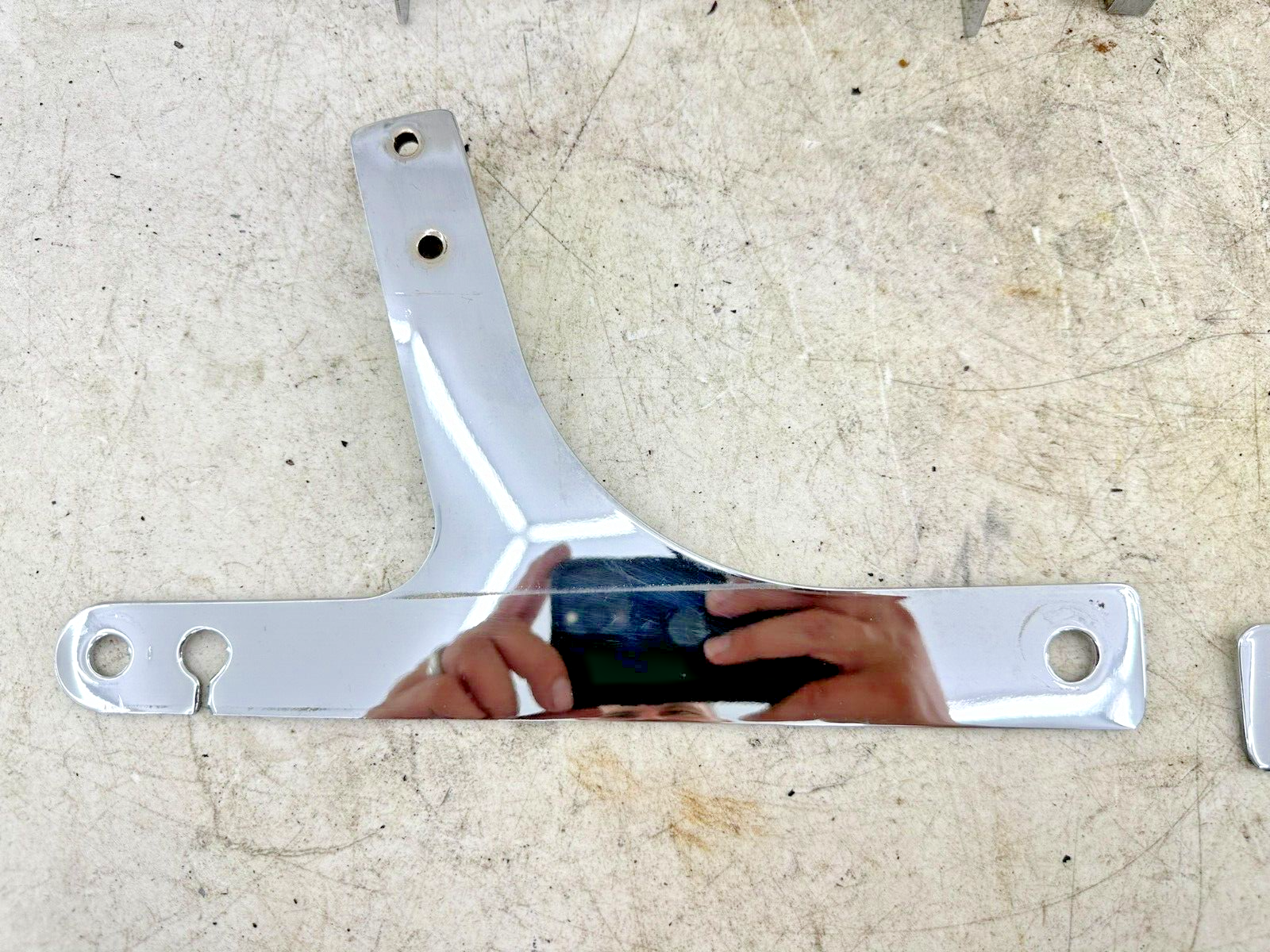 1997 HARLEY DYNA Chrome Sissybar Passenger Backrest W/ Luggage Rack