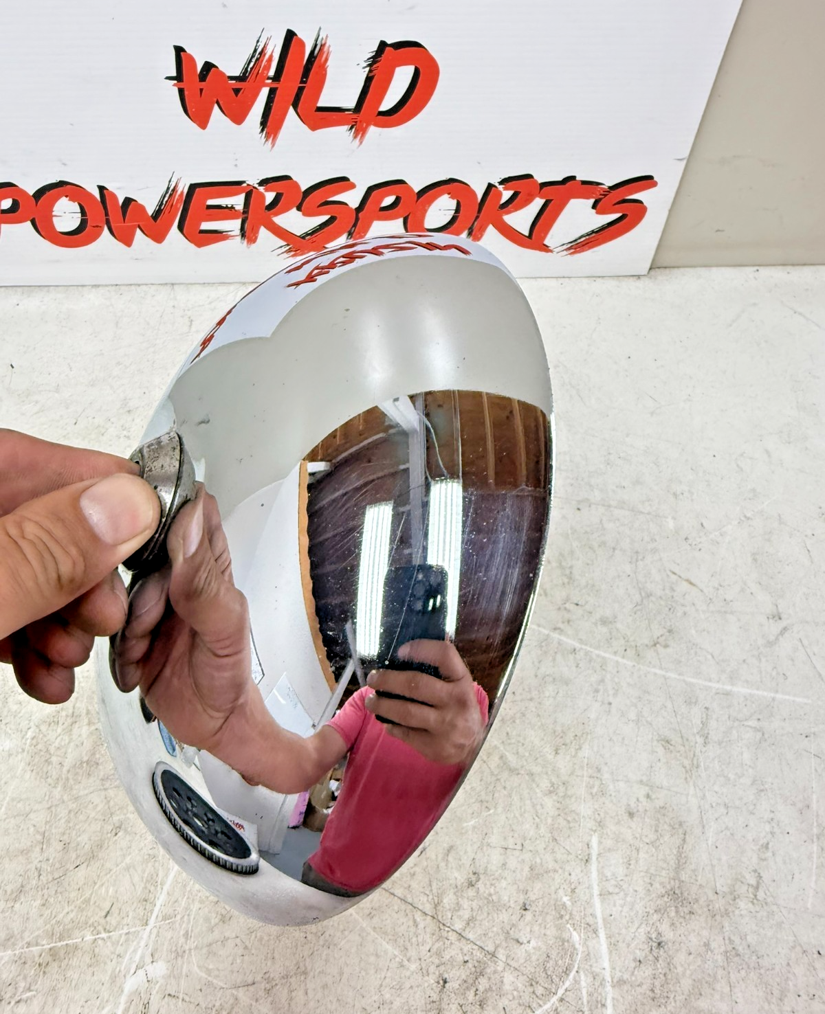 1997 HARLEY DAVIDSON SOFTAIL Front Wheel Hub Cap Center Chrome Cover OEM