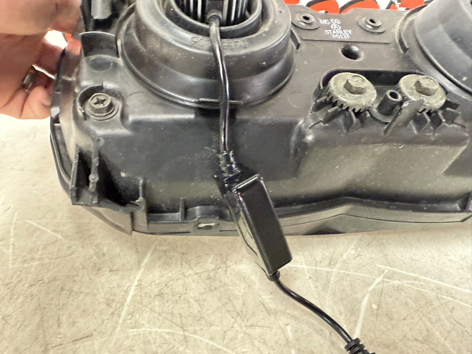 2000 HONDA VALKYRIE INTERSTATE Headlight Front Head Lamp Housing w/ Bulbs