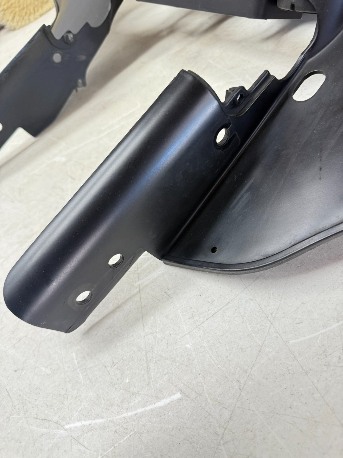 2003 HARLEY ELECTRA GLIDE Front Upper Batwing Inner Fairing Rearview Side Mirror