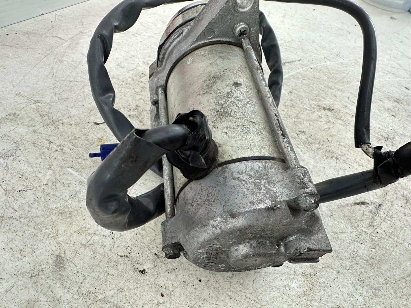2004 Honda Goldwing GL1800 Engine Starter Motor W/ Reverse