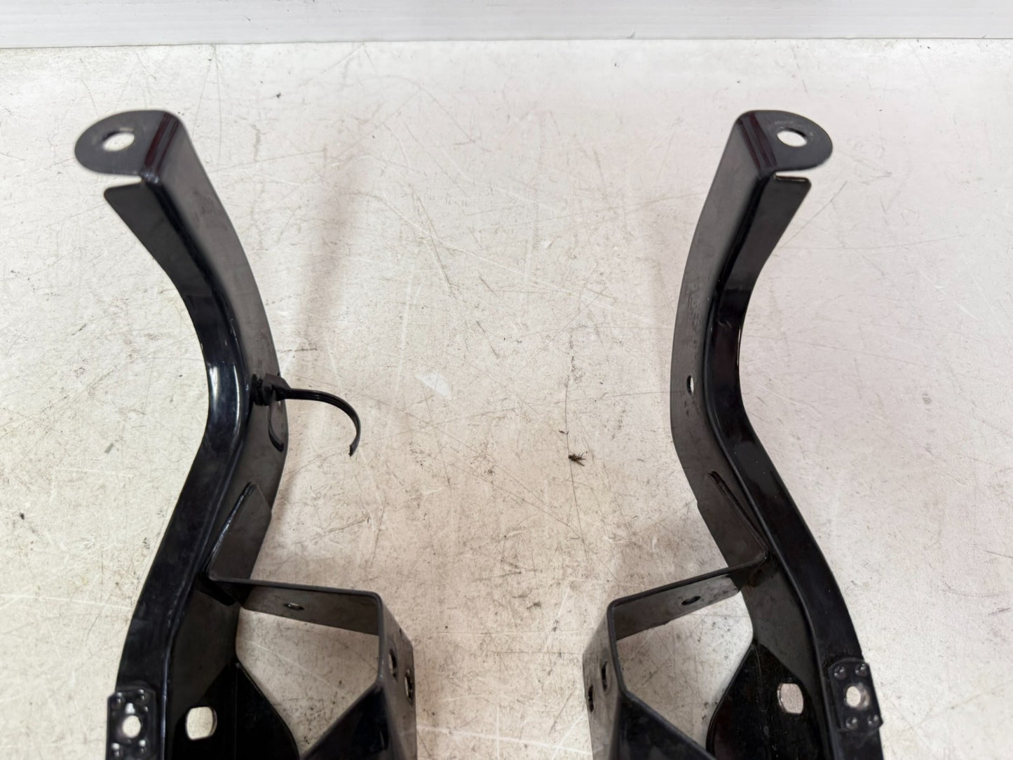 2003 HARLEY ELECTRA GLIDE Inner Batwing Fairing Bracket Support Right & Left