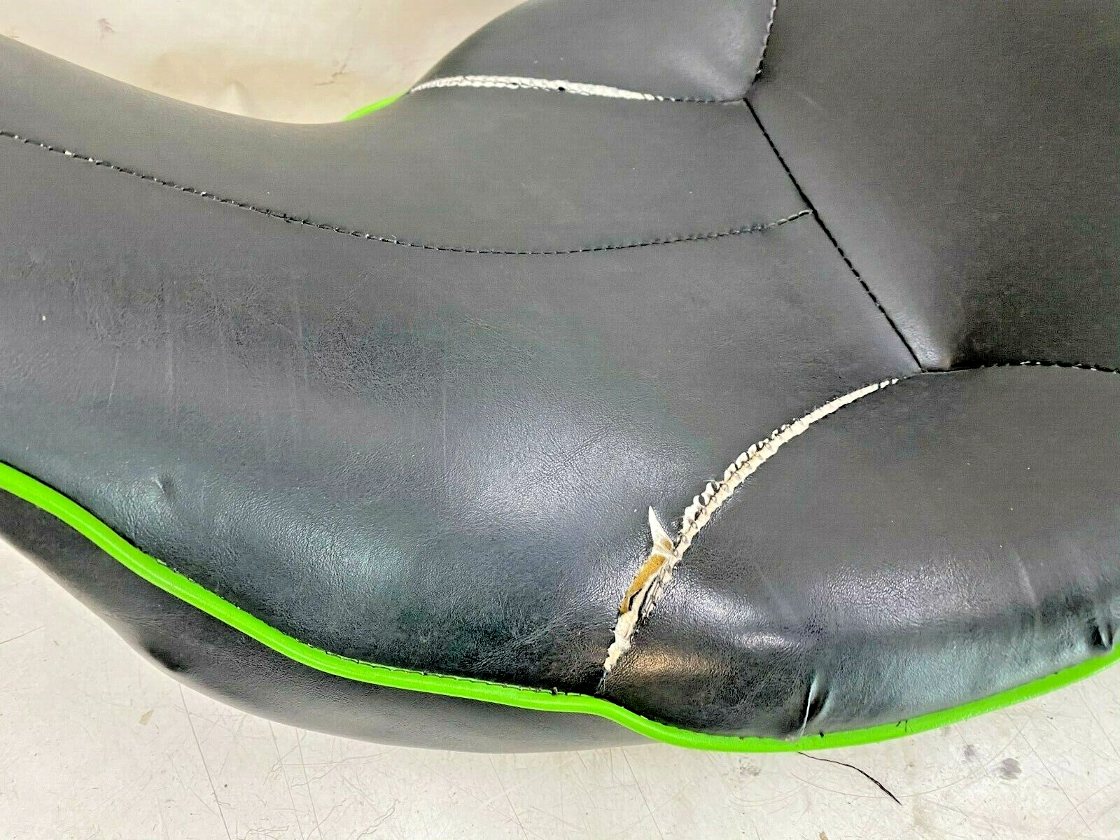 2002 HARLEY DAVIDSON FLH Electra Glide OEM HD Seat Saddle 2 UP Driver Passenger
